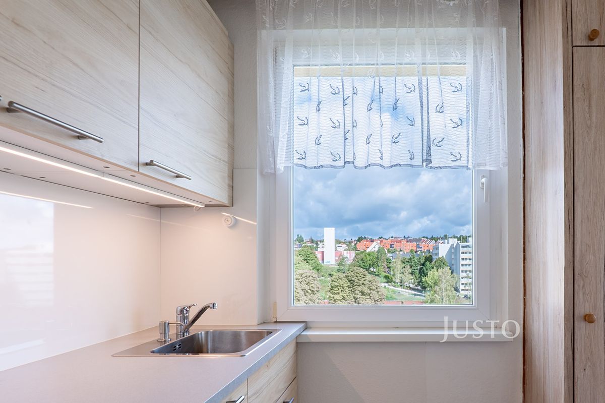 Pronájem bytu 2+kk 42 m²
