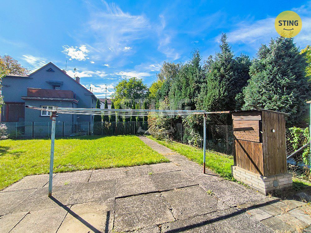 Prodej rodinného domu 230 m², pozemek 651 m² – fotografie 4