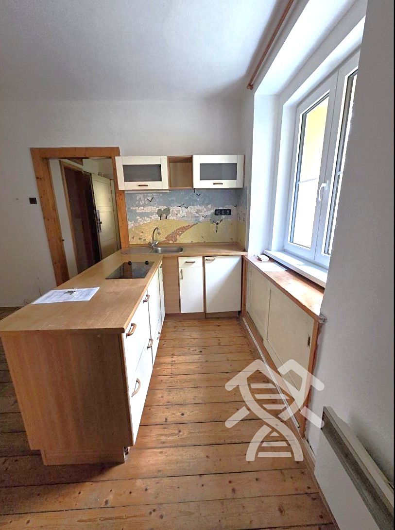 Pronájem bytu 2+kk 45 m² – fotografie 2