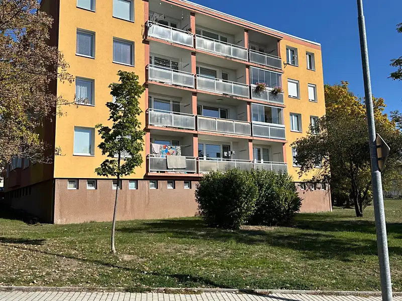 Prodej bytu 1+kk 36 m², Klatovy – náhled fotky 1