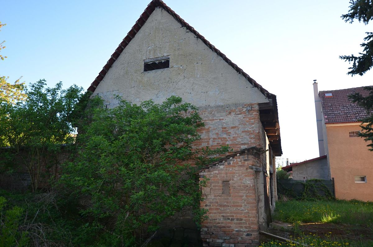 Prodej rodinného domu 100 m², pozemek 453 m² – fotografie 2