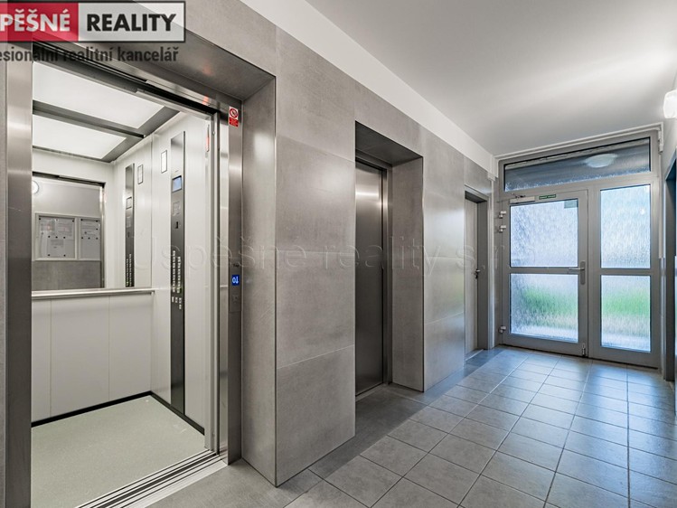 Prodej bytu 3+1, 74 m² (6 z 29)