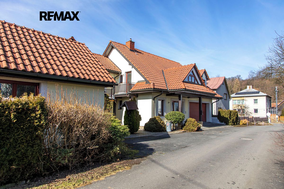 Prodej rodinného domu 302 m², pozemek 1176 m² – fotografie 5
