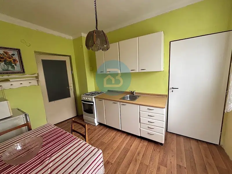 Pronájem bytu 1+1 30 m², Podolí – náhled fotky 1