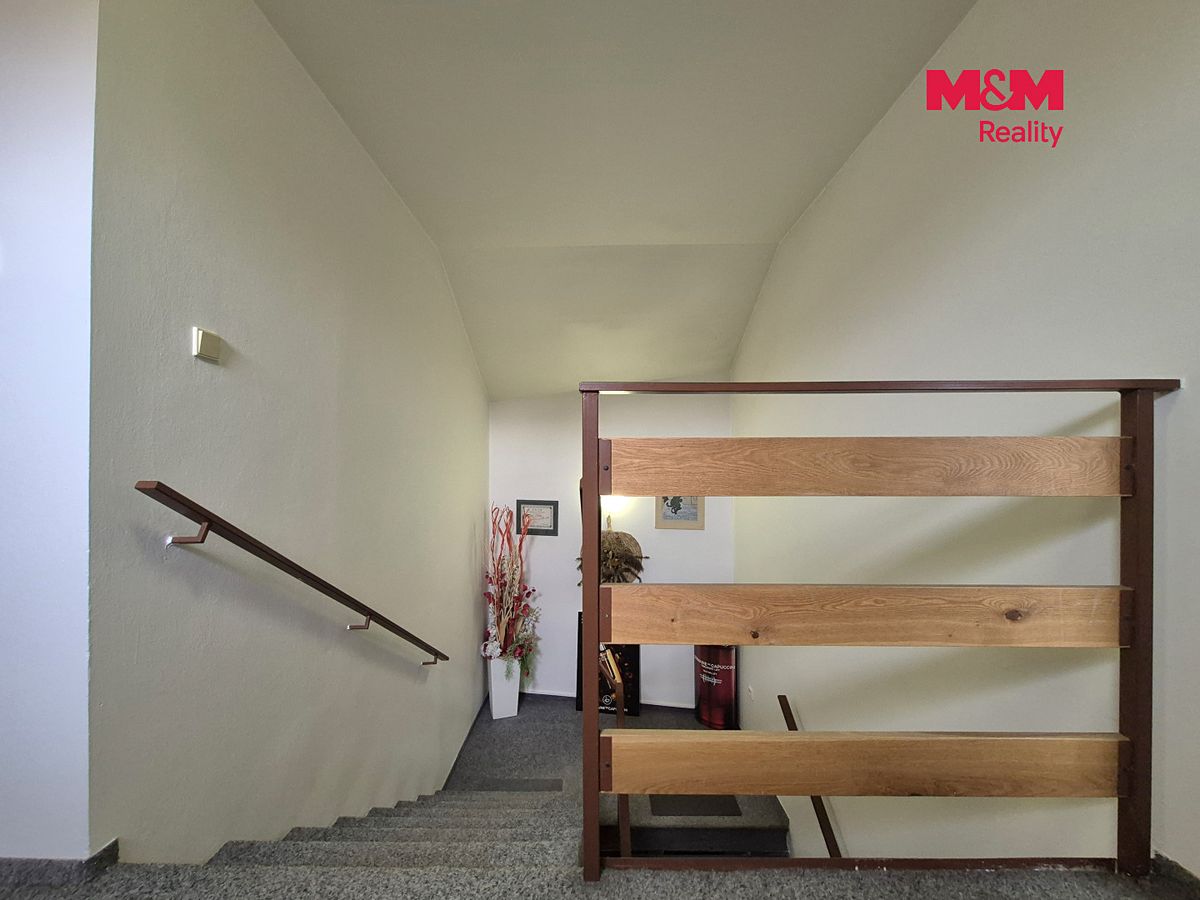 Pronájem obchodního prostoru 39 m² – fotografie 5