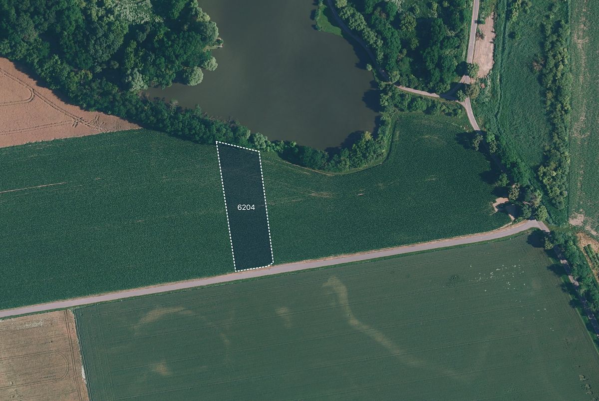 Prodej pole 3335 m²