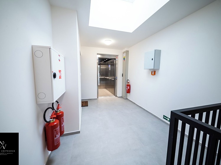 Квартира 1+kk на продаж, 40 м² (18 з 20)