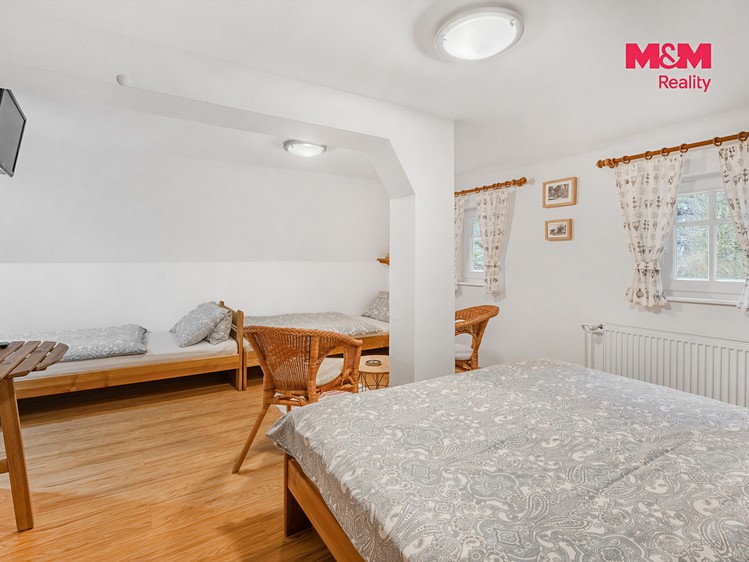 Prodej komerčního prostoru, 300 m² (16 z 30)
