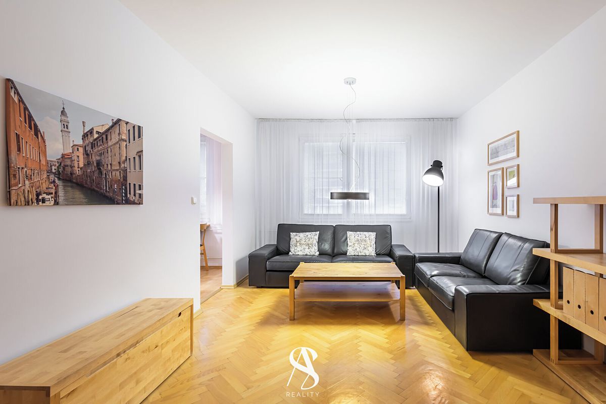 Pronájem bytu 3+1 74 m² – fotografie 3