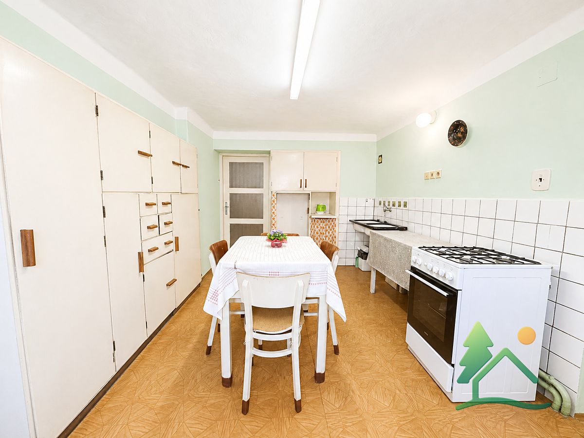 Prodej rodinného domu 130 m², pozemek 243 m² – fotografie 2