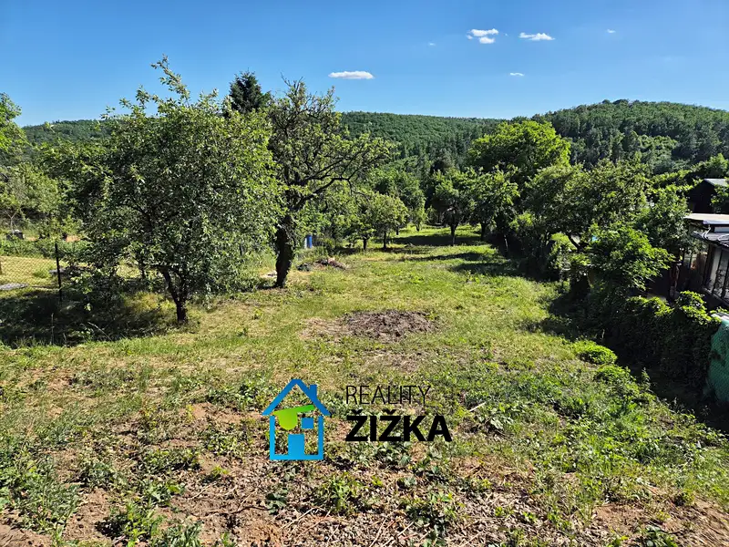 Prodej zahrady 1860 m², Brno – náhled fotky 1