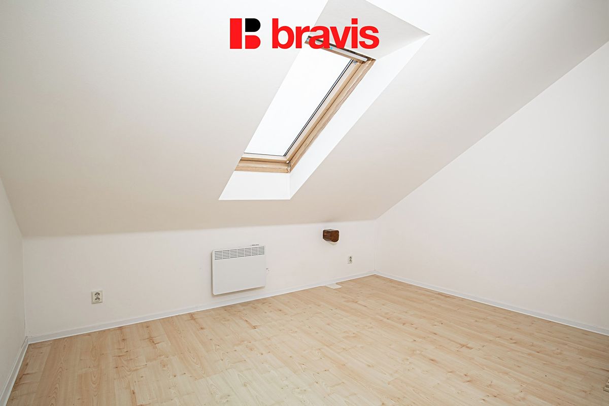 Pronájem bytu 2+kk 52 m² – fotografie 3