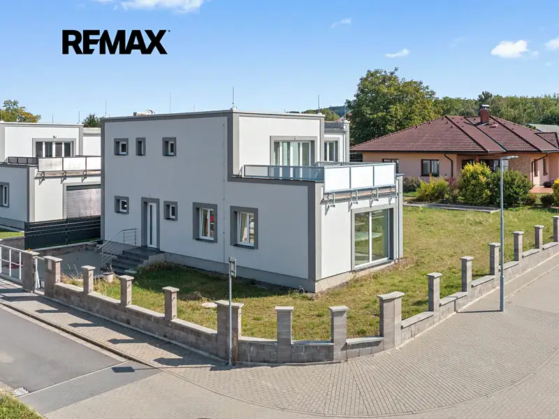 Prodej rodinného domu 198 m², pozemek 682 m², Vamberk – náhled fotky 2