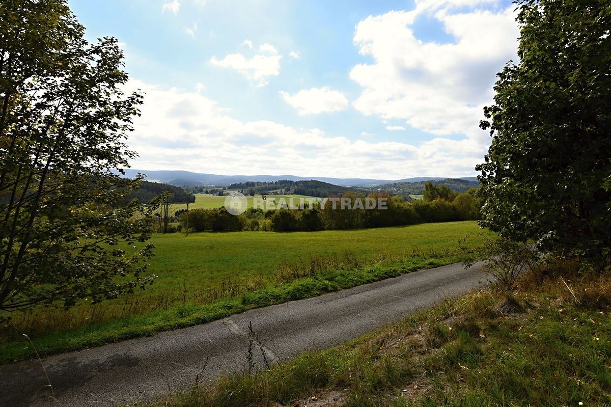 Prodej stavebního pozemku 1460 m² – fotografie 2