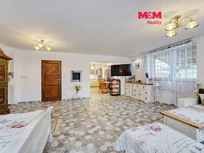 Prodej rodinného domu 359 m², pozemek 581 m²