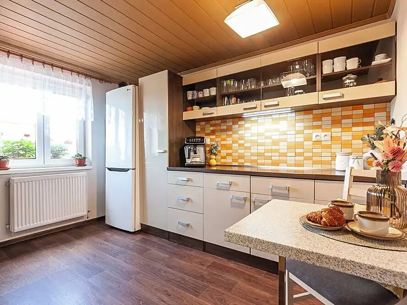 Prodej rodinného domu 173 m², pozemek 373 m², Nymburk – náhled fotky 3