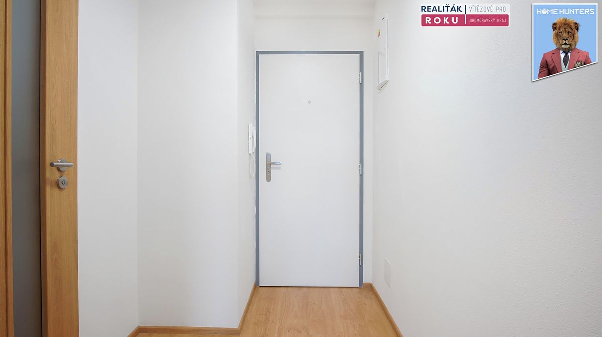 Pronájem bytu 1+kk 38 m² – fotografie 5