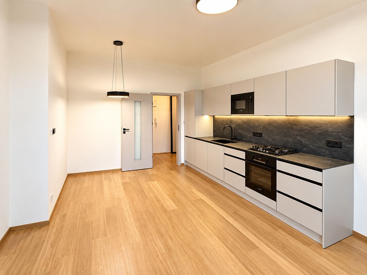Pronájem bytu 2+kk 48 m² – fotografie 2