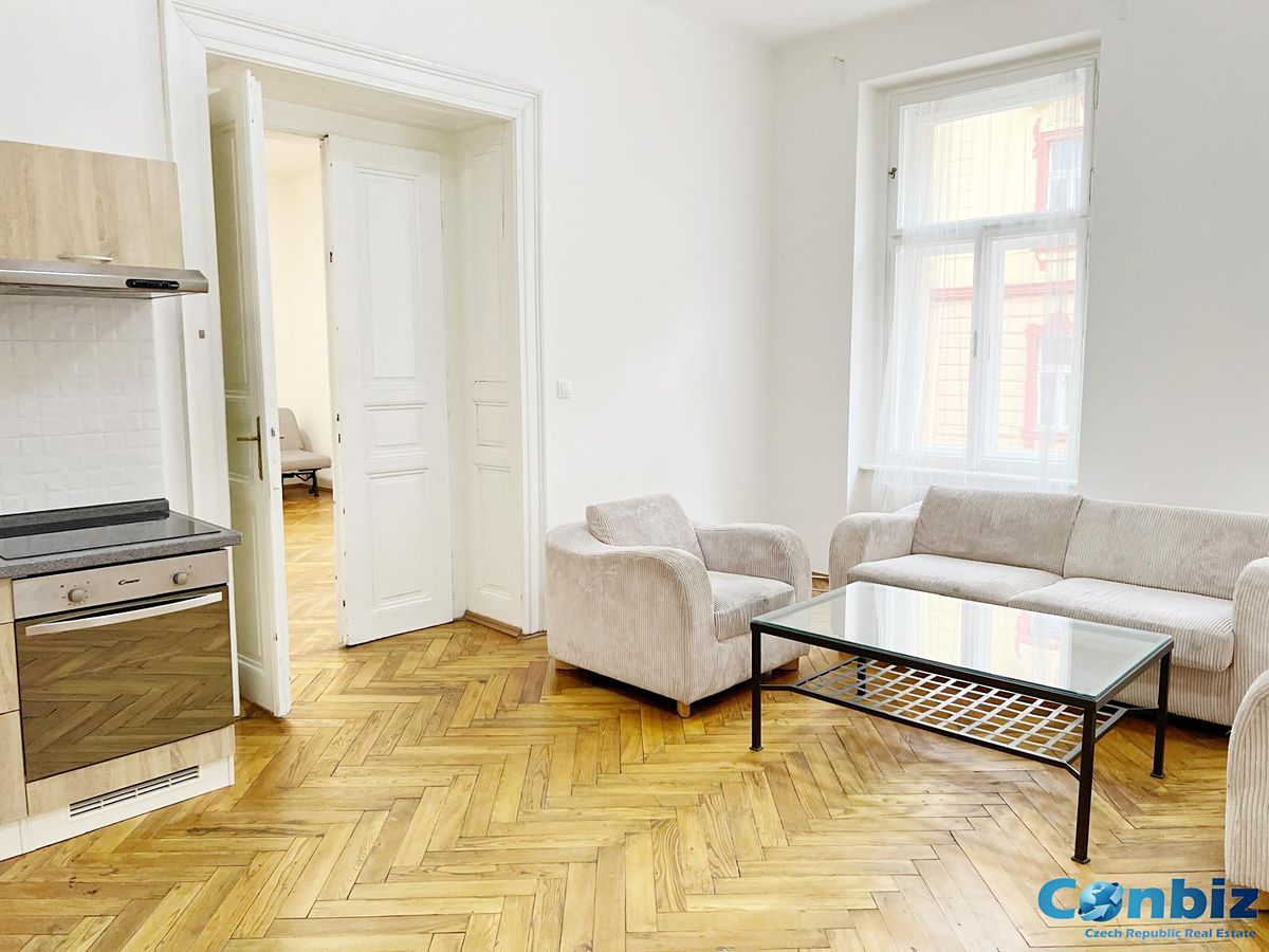 Pronájem bytu 4+kk 95 m² – fotografie 3