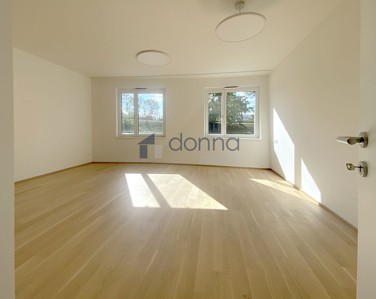 Pronájem bytu 1+kk 39 m²