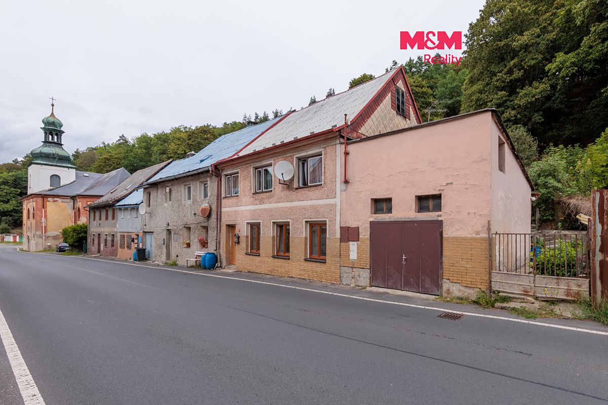 Prodej rodinného domu 164 m², pozemek 1229 m²