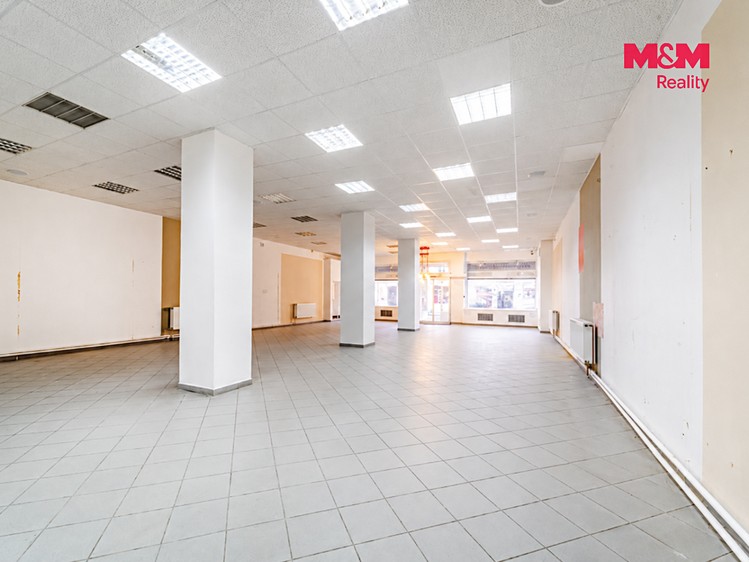 Комерційне приміщення на продаж, 663 м² (7 з 14)