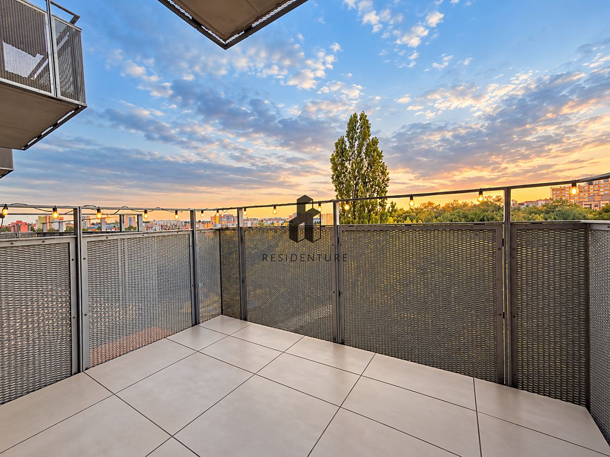 Pronájem bytu 1+kk 45 m² – fotografie 3