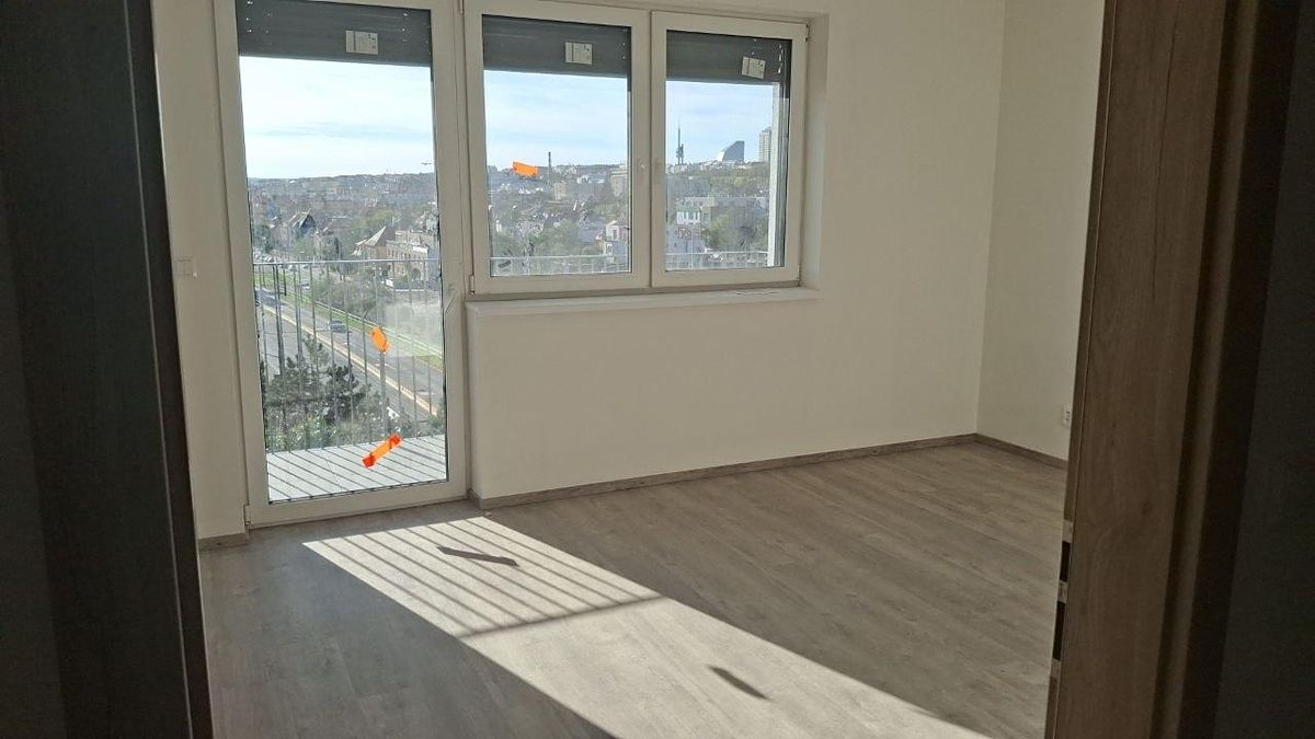 Pronájem bytu 1+kk 30 m²