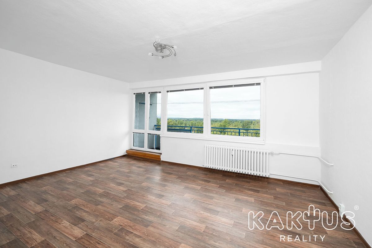 Pronájem bytu 3+1 71 m² – fotografie 3