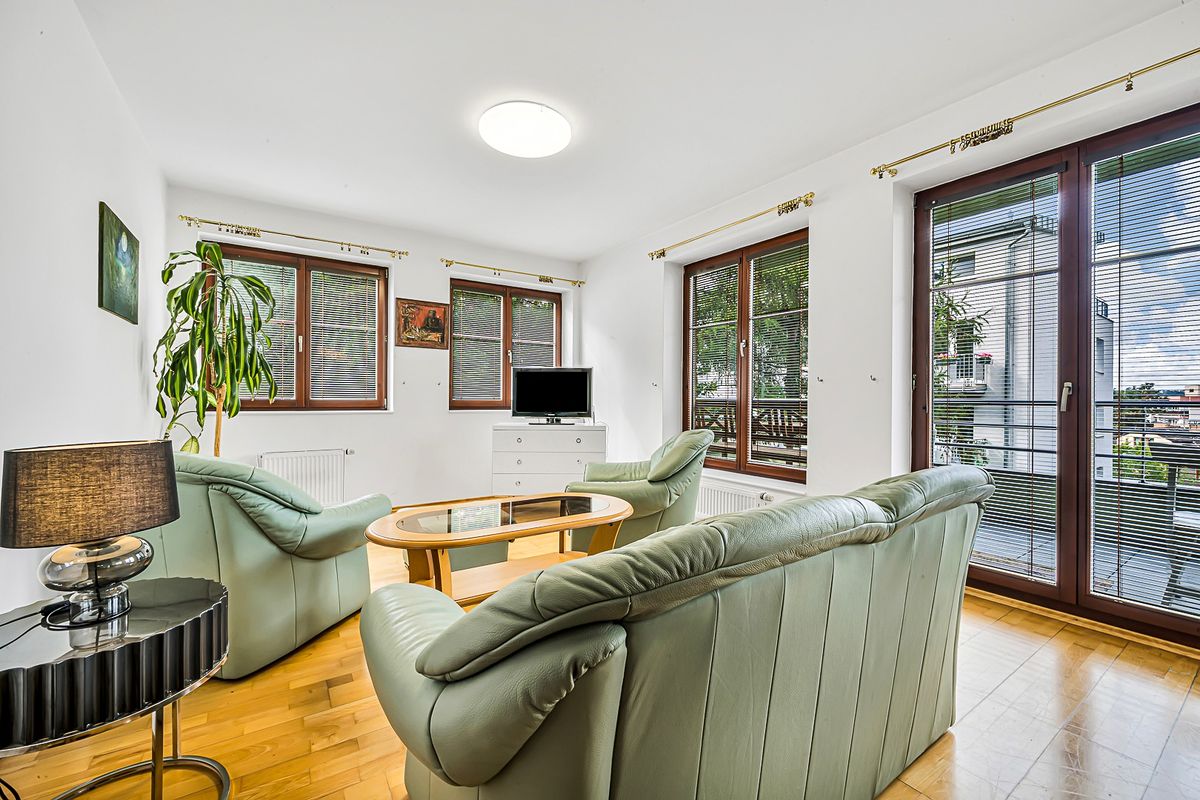 Pronájem bytu 3+1 112 m² – fotografie 5