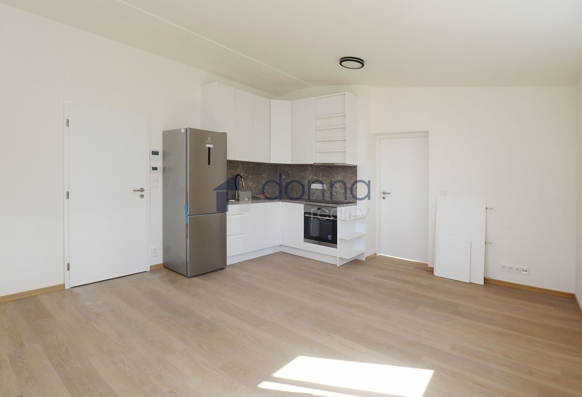 Pronájem bytu 2+kk 45 m²