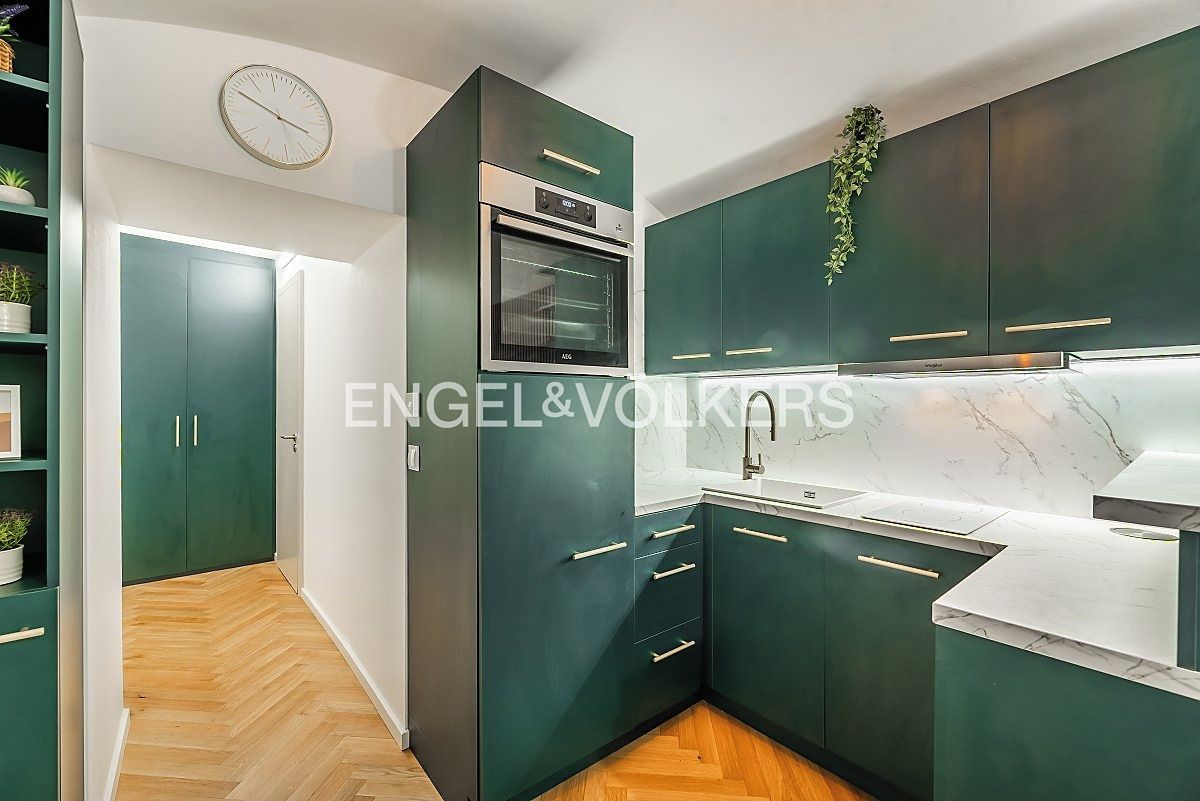 Pronájem bytu 1+kk 30 m² – fotografie 3