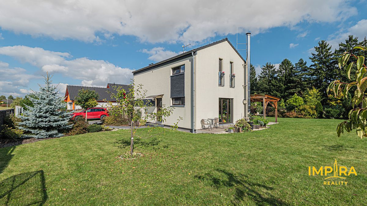 Prodej rodinného domu 110 m², pozemek 990 m²