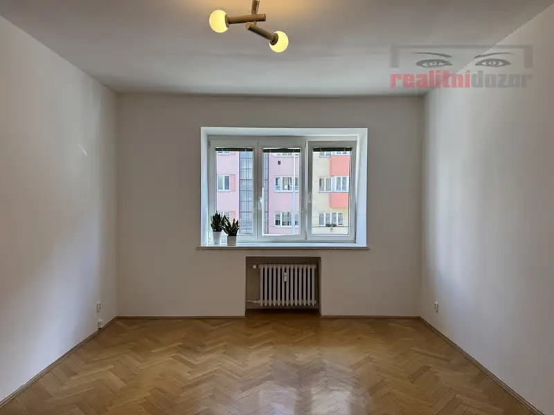 Pronájem bytu 1+1 49 m², Brno – náhled fotky 3