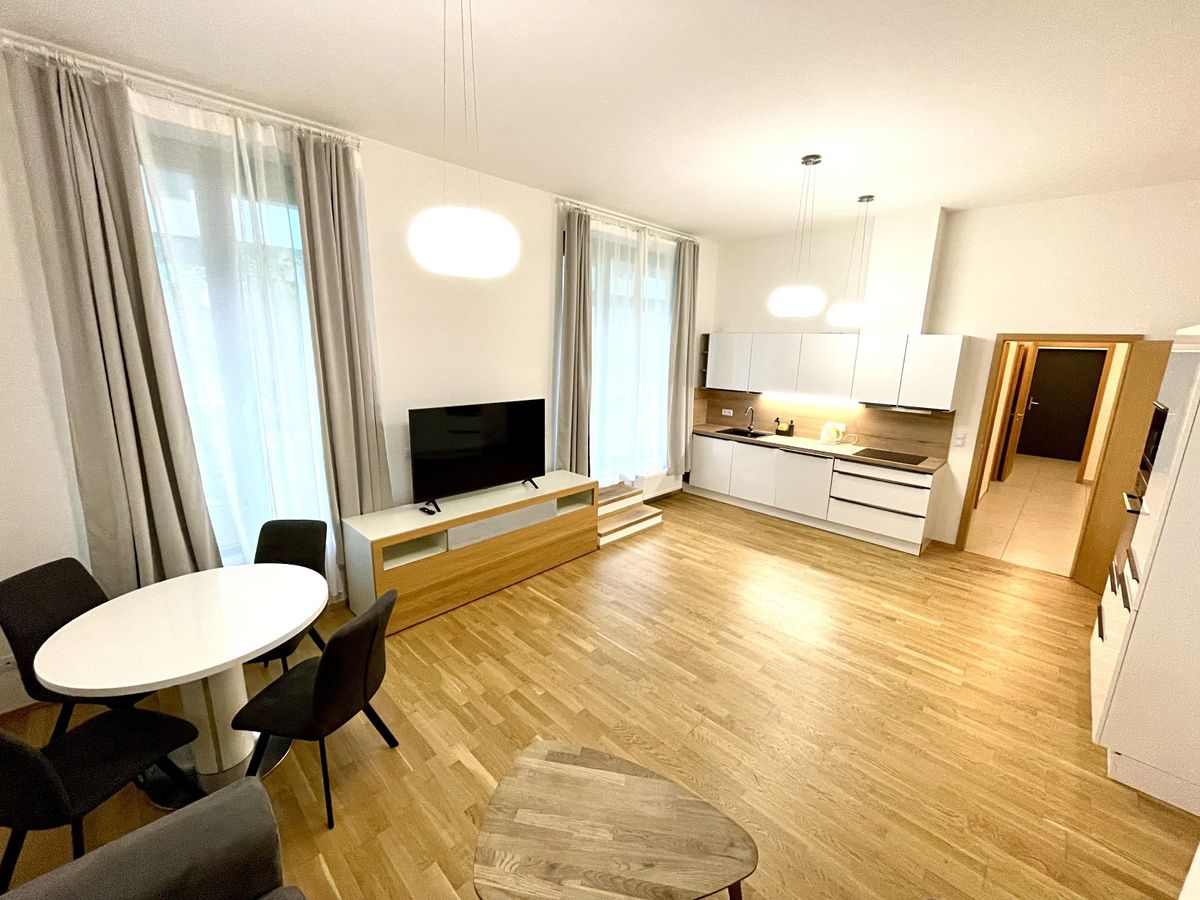 Pronájem bytu 2+kk 62 m²
