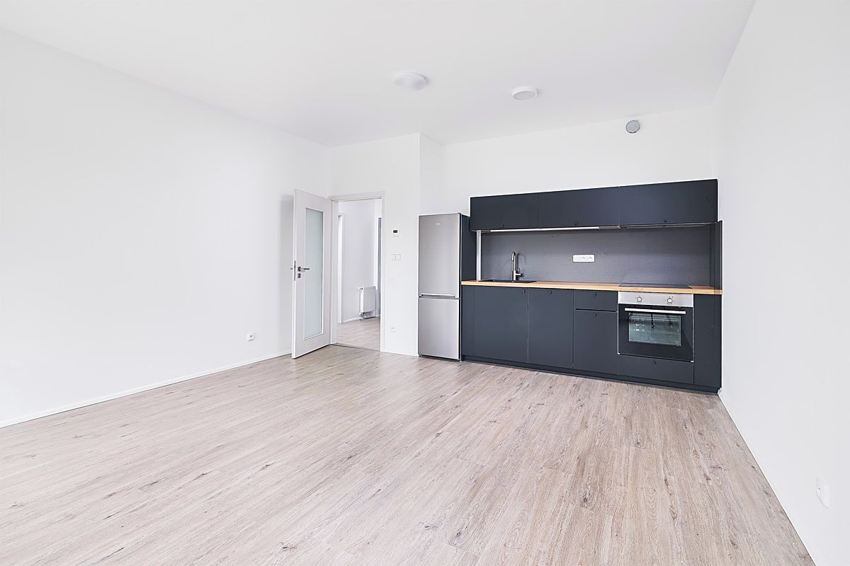 Pronájem bytu 1+kk 34 m²