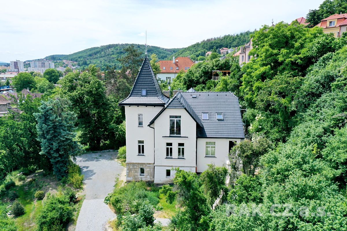 Prodej činžovního domu 338 m² – fotografie 2