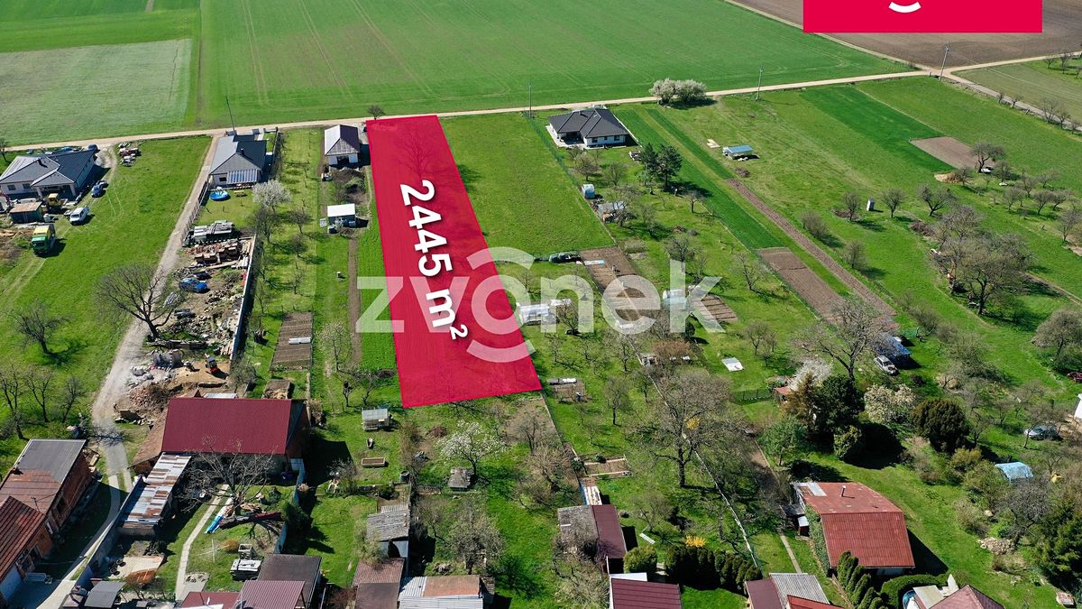Prodej stavebního pozemku 2445 m²