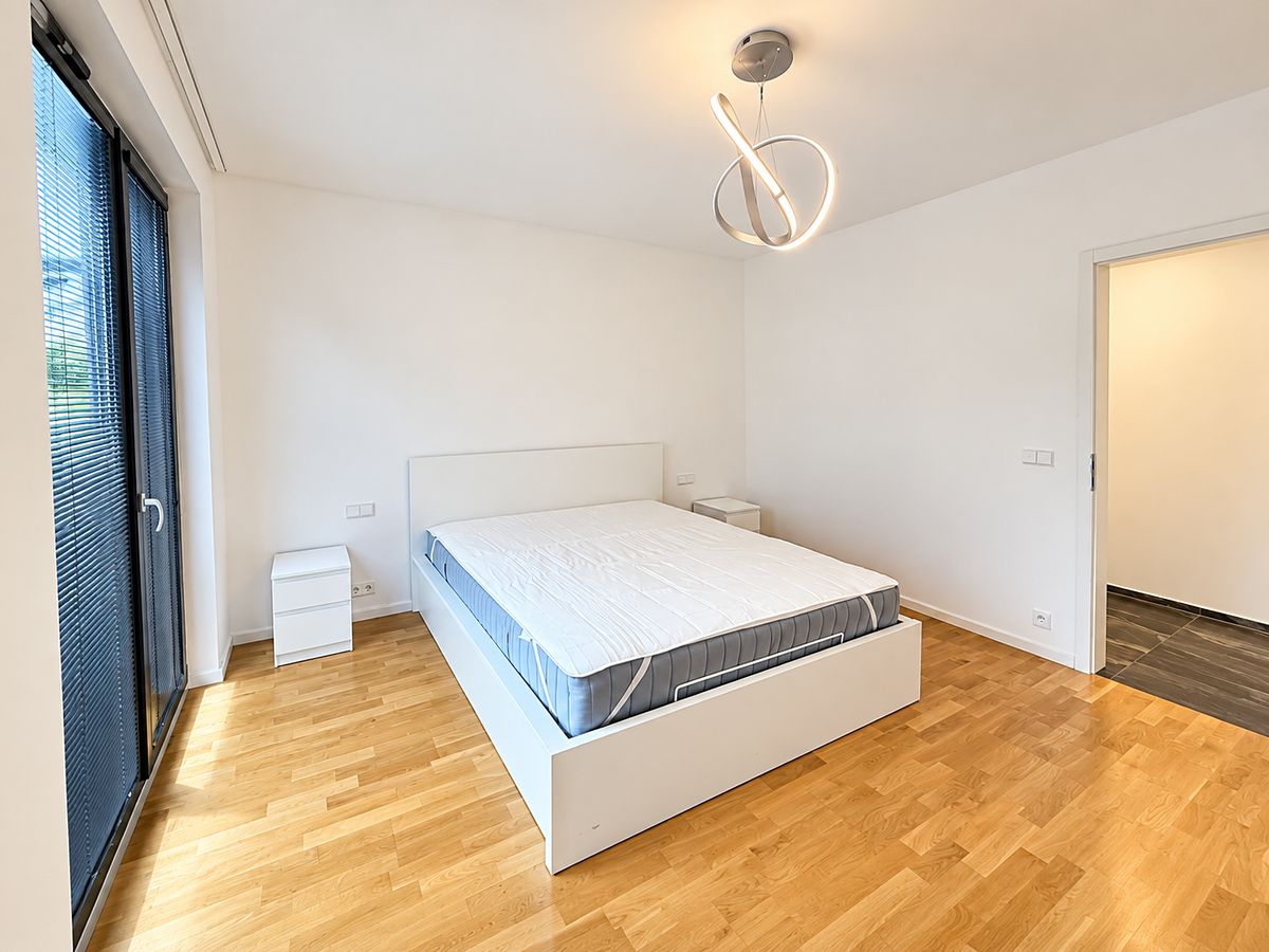 Pronájem bytu 2+kk 60 m² – fotografie 5