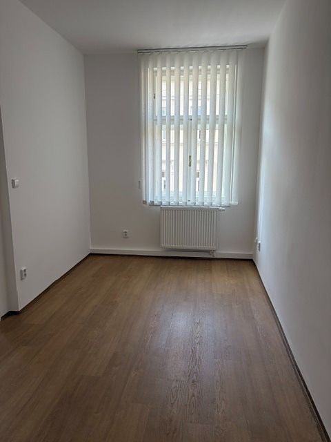 Pronájem bytu 2+1 58 m² – fotografie 4