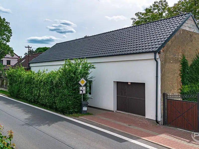 Prodej rodinného domu 300 m², pozemek 581 m², Lysá nad Labem – náhled fotky 1