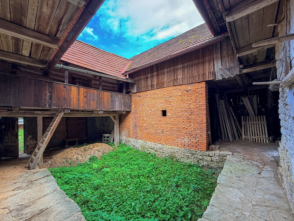 Prodej zemědělské usedlosti 60 m², pozemek 2131 m²