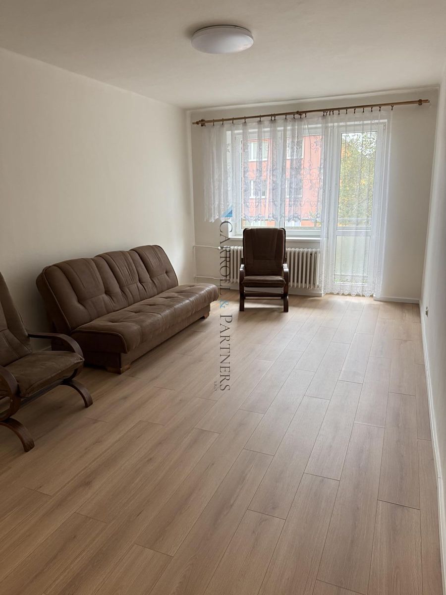 Pronájem bytu 2+1 53 m² – fotografie 2