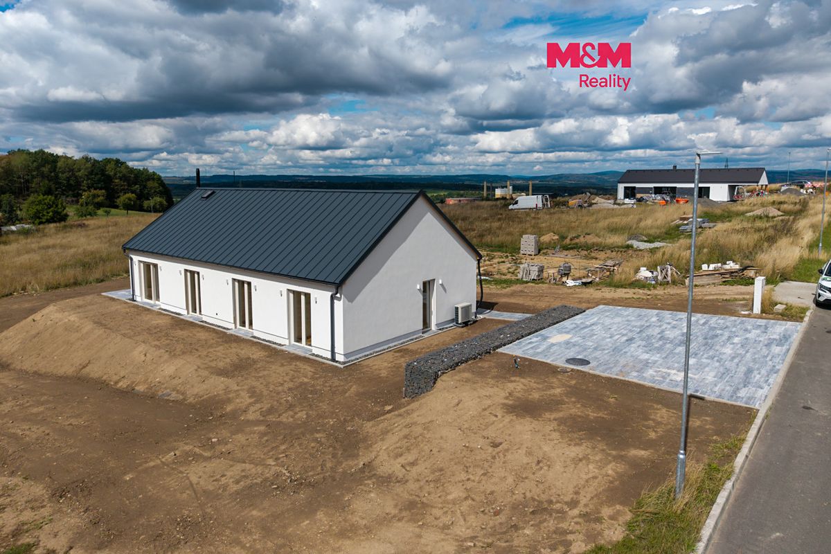 Prodej rodinného domu 113 m², pozemek 930 m²
