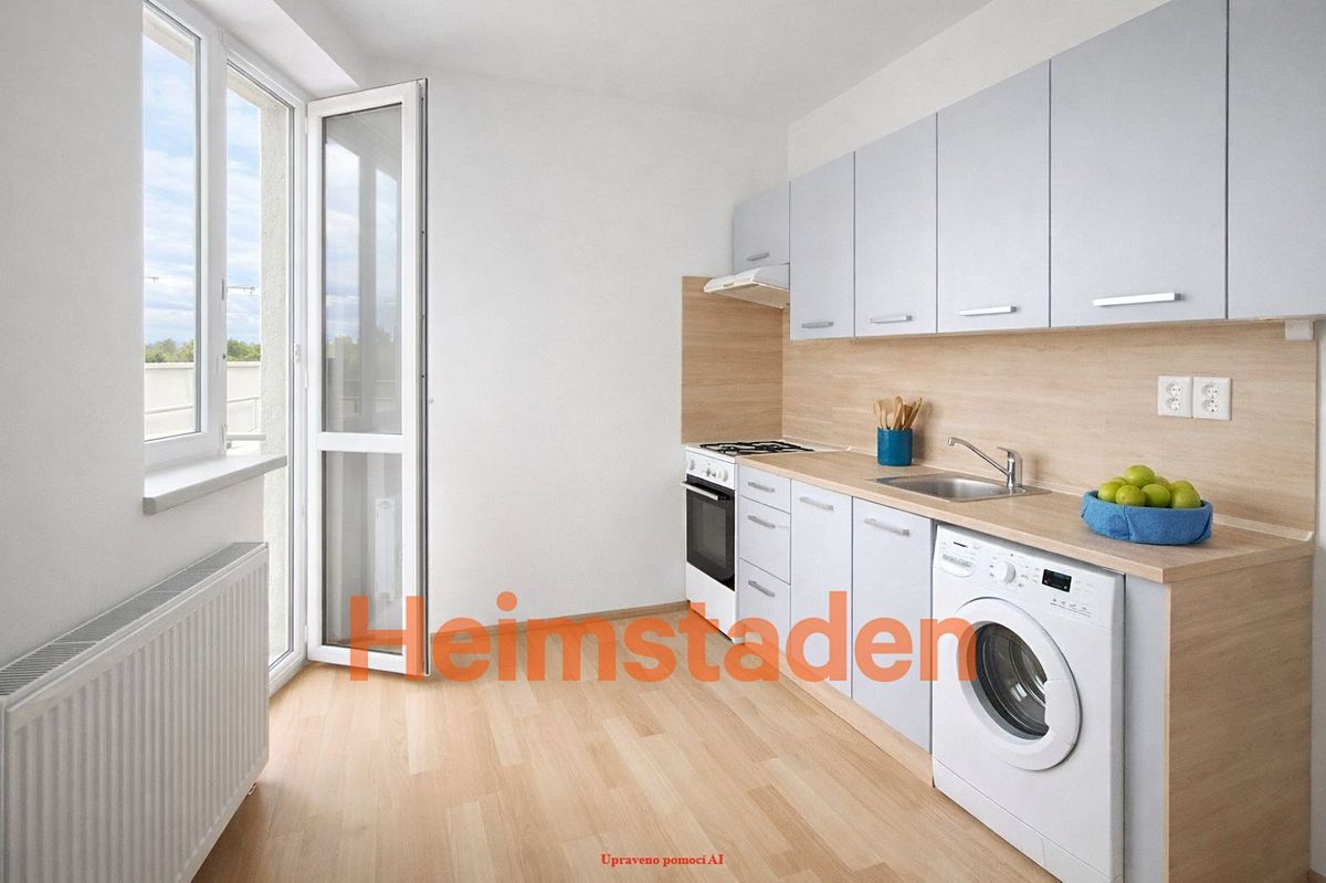 Pronájem bytu 4+1 71 m² – fotografie 2