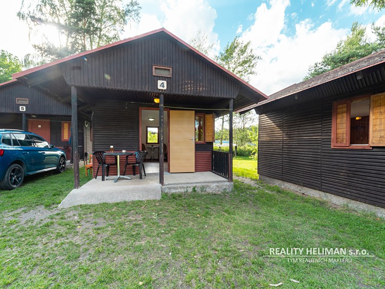 Prodej komerčního prostoru, 220 m² (1 z 53)