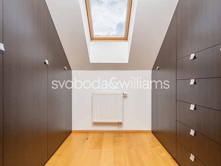 Haus zum Kauf, 300 m² (13 von 20)