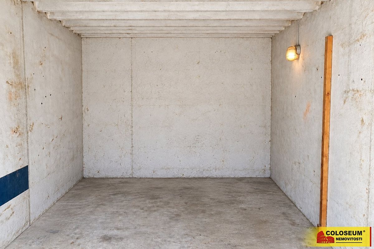 Prodej garáže 18 m² – fotografie 3