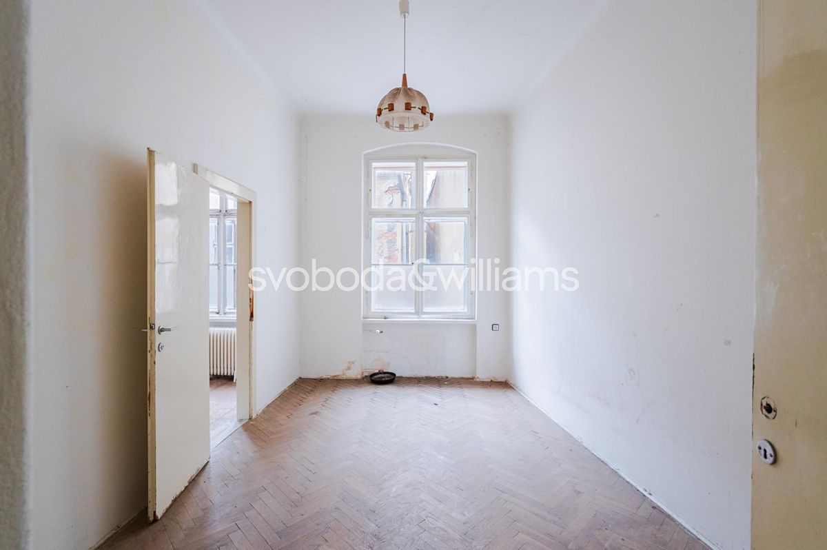 Prodej bytu 6 pokojů a více 993 m² – fotografie 2