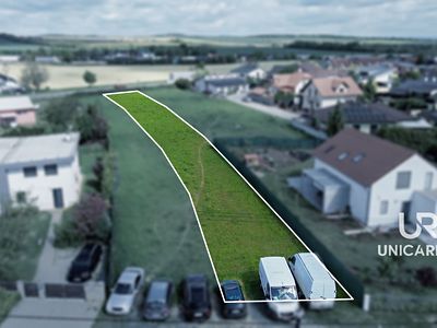 Prodej stavebního pozemku 1324 m²